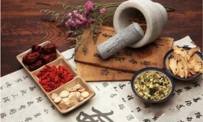 《<釋義>解讀》中藥飲片管理深度剖析 第四十九條的核心要義與實踐啟示